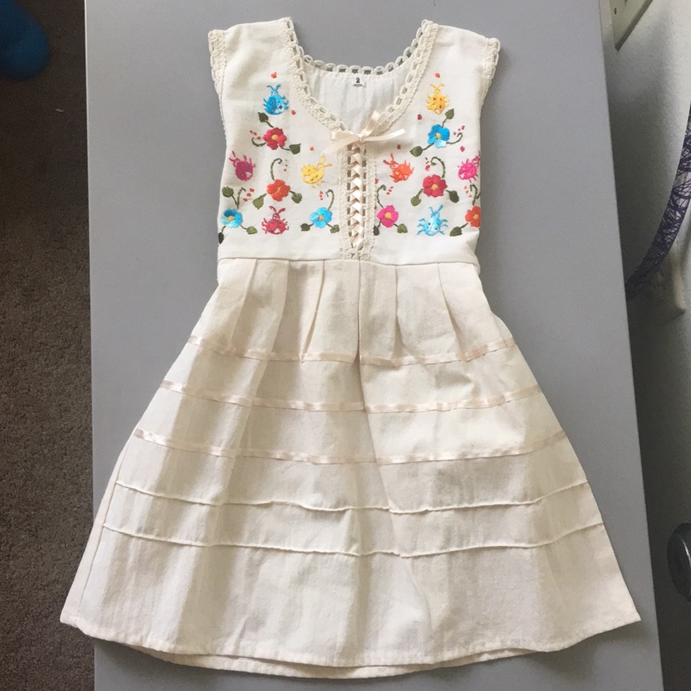 Adorable hand made dress Size 2T
